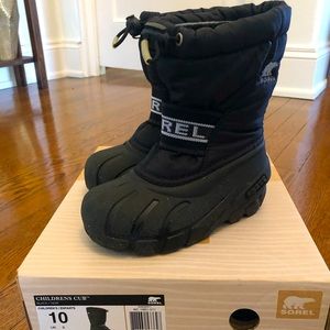 EUC Children’s Cub Sorel snow boots